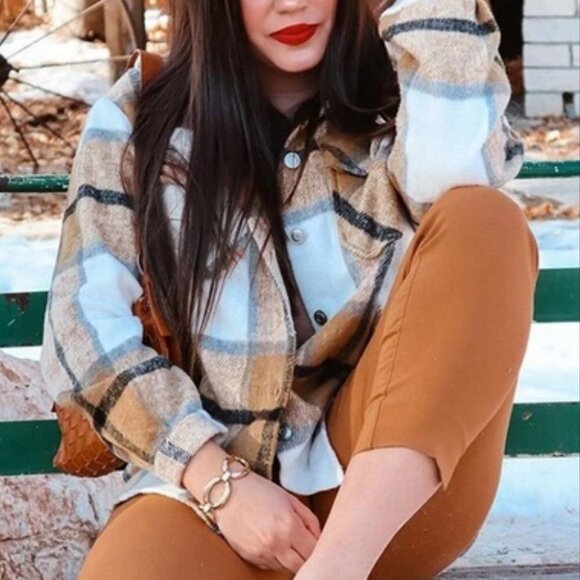 Plaid Flap Pocket detailed button down Overshirt - Picture 6 of 16